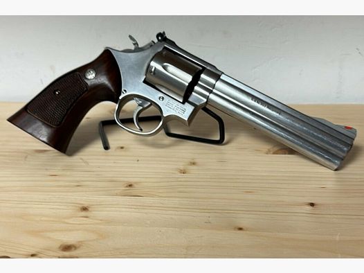 Smith & Wesson 686-4 .357Mag