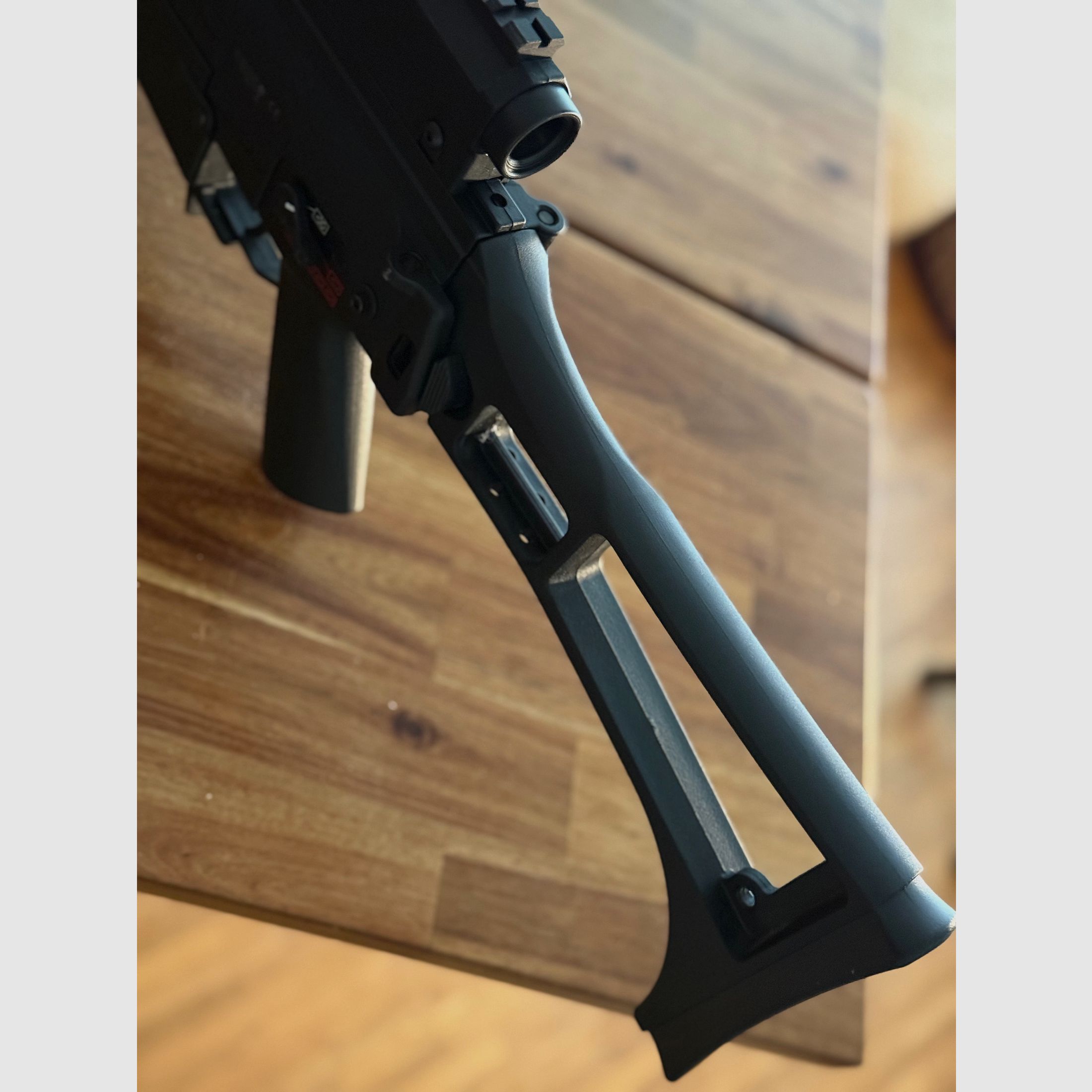 HK G36C Airsoft Gewehr – inkl. Red Dot, Trageriemen & Zubehör