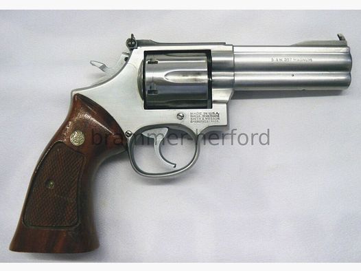 Smith & Wesson	 686-3 (1)