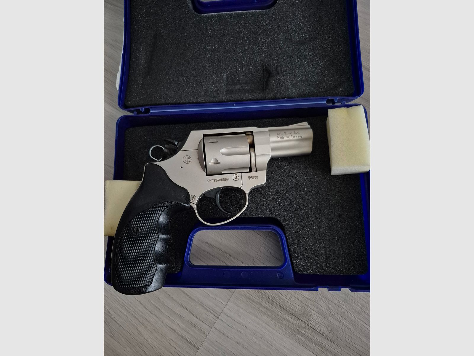 Röhm RG 89 Schreckschuss Revolver cal. 9mm R.K. – inkl. Abschussbecher + Koffer