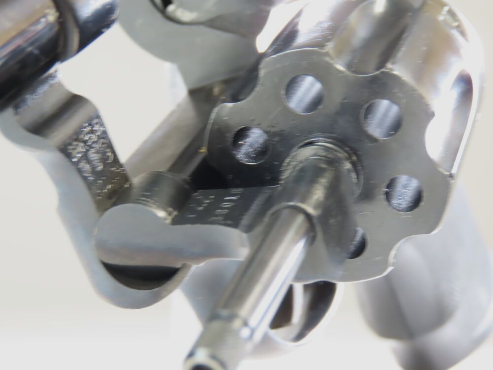 Smith & Wesson 617 in 6Zoll