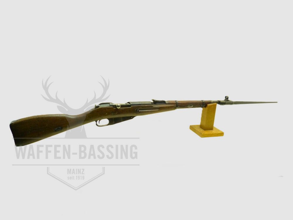 Mosin Nagant rifle de repetición ruso de 1952