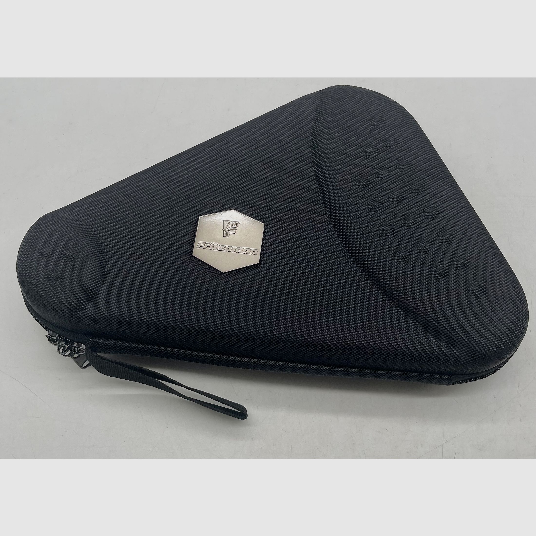 <Pistol case made of EVA 33 cm