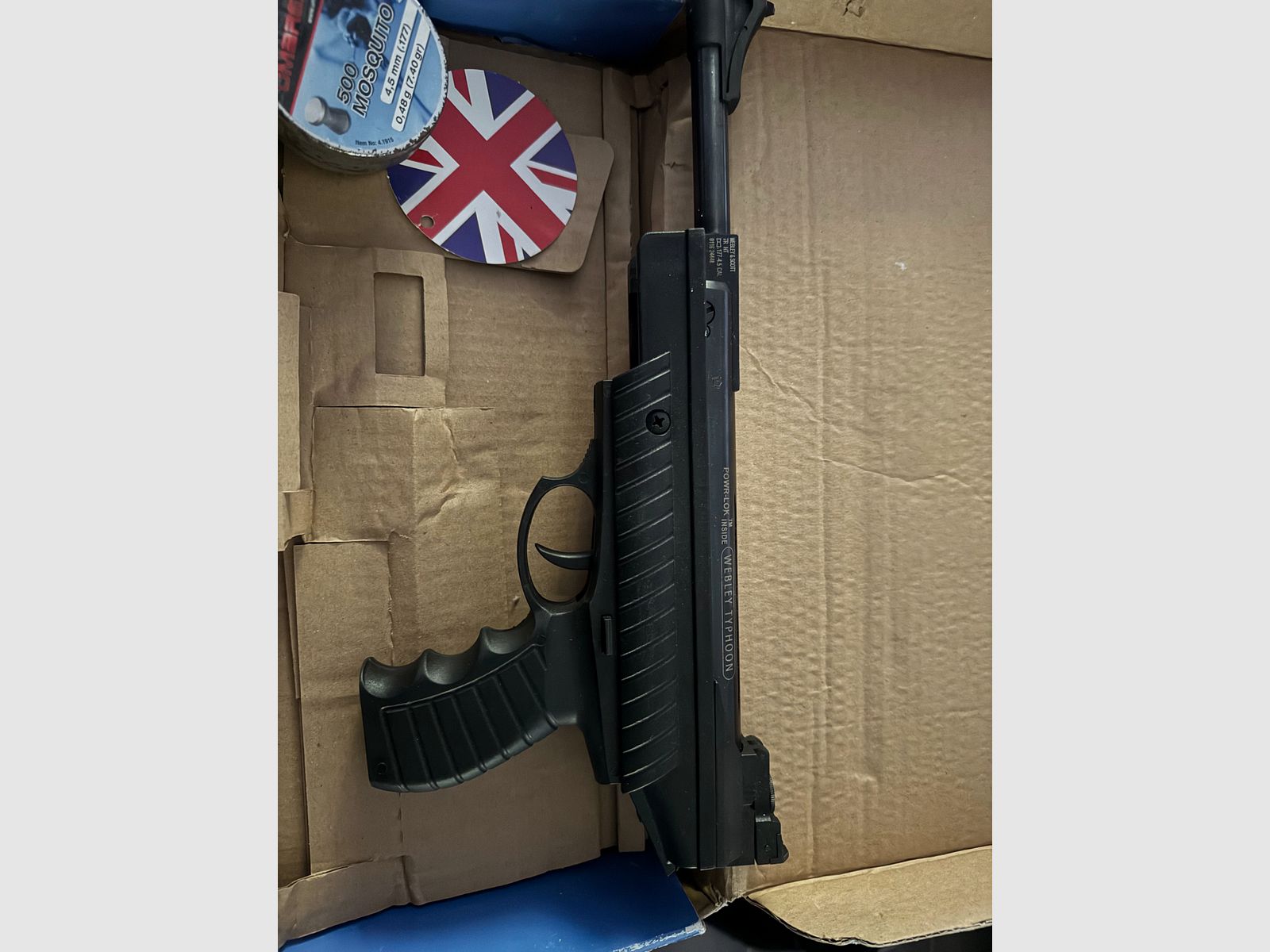 Webley Typhoon pistola ad aria, immagine 1 di 3