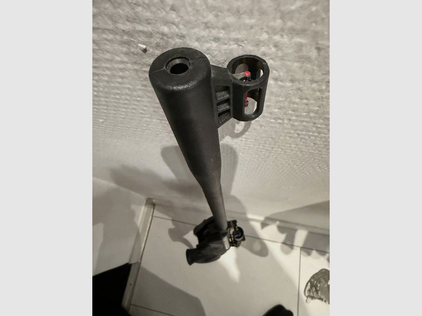 Luftgewehr mit Zielfernrohr – gepflegter Zustand