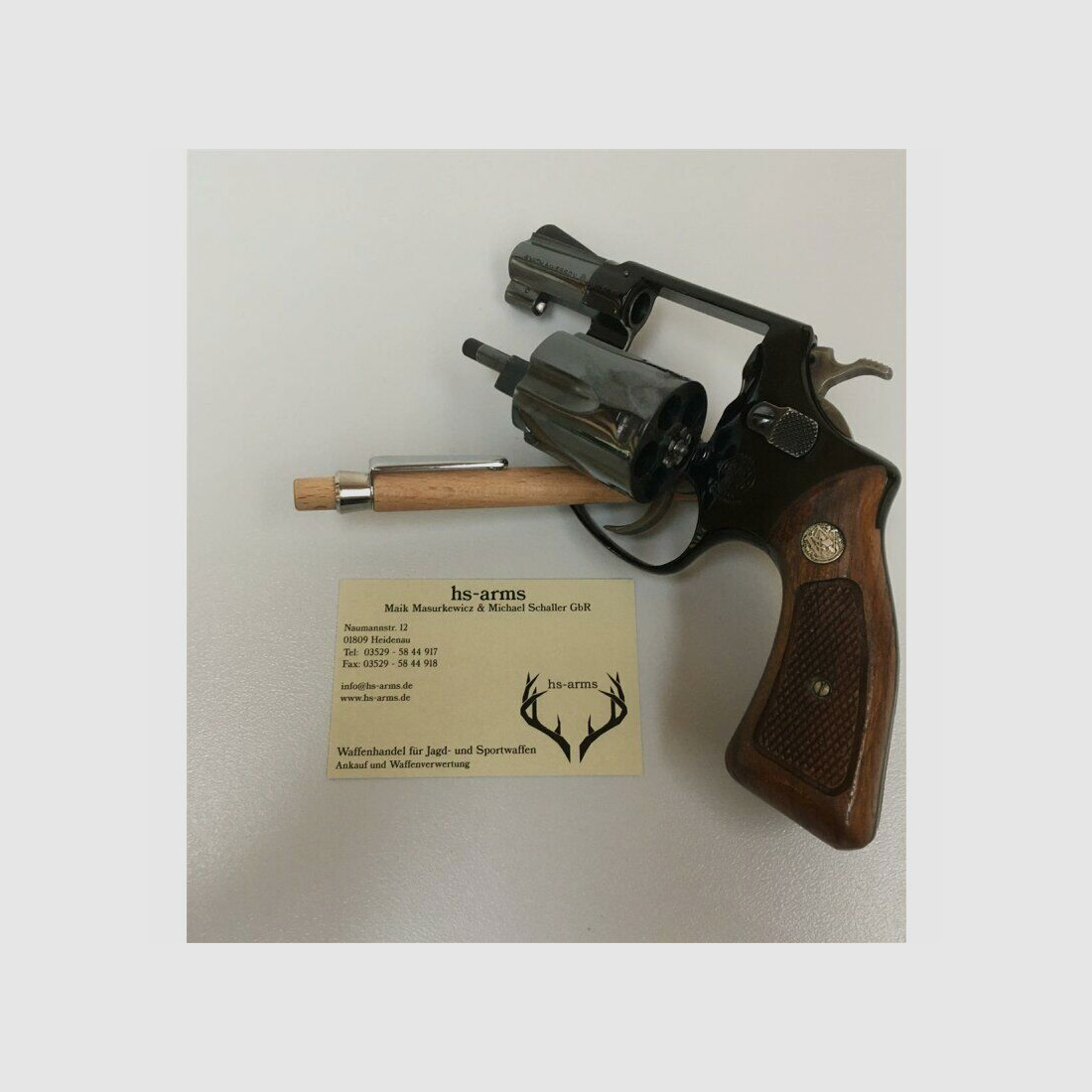 Smith & Wesson	 Airweight 38. Spec. CTG Model 37