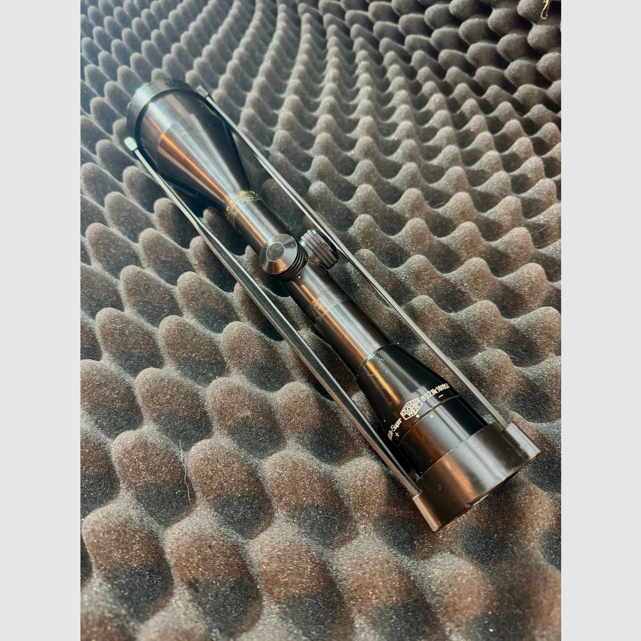 Kahles Helia Super S2 8x56, 25,4mm Stahltubus, Absehen 4