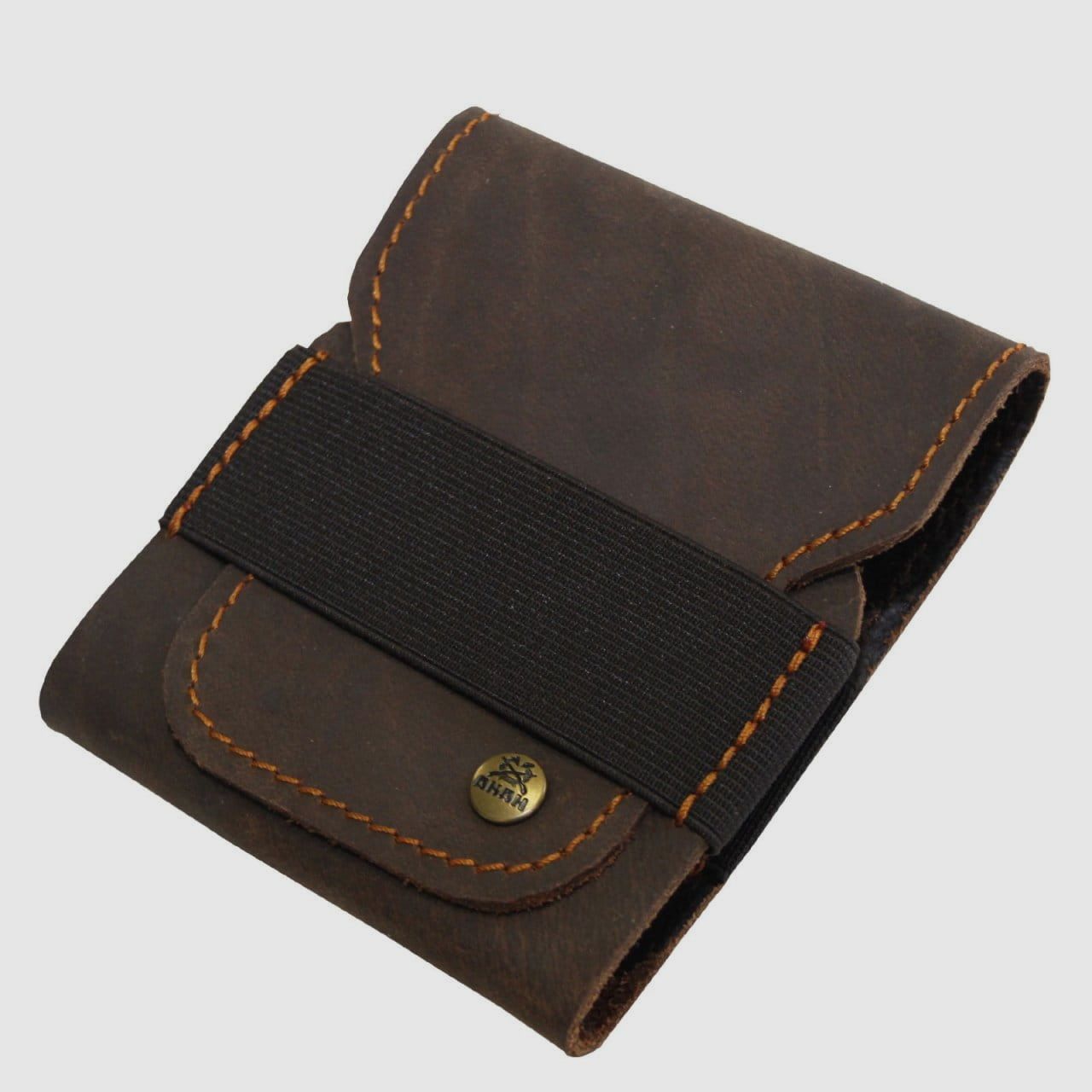 Estuche para cartuchos AKAH de cuero de búfalo con pull-up