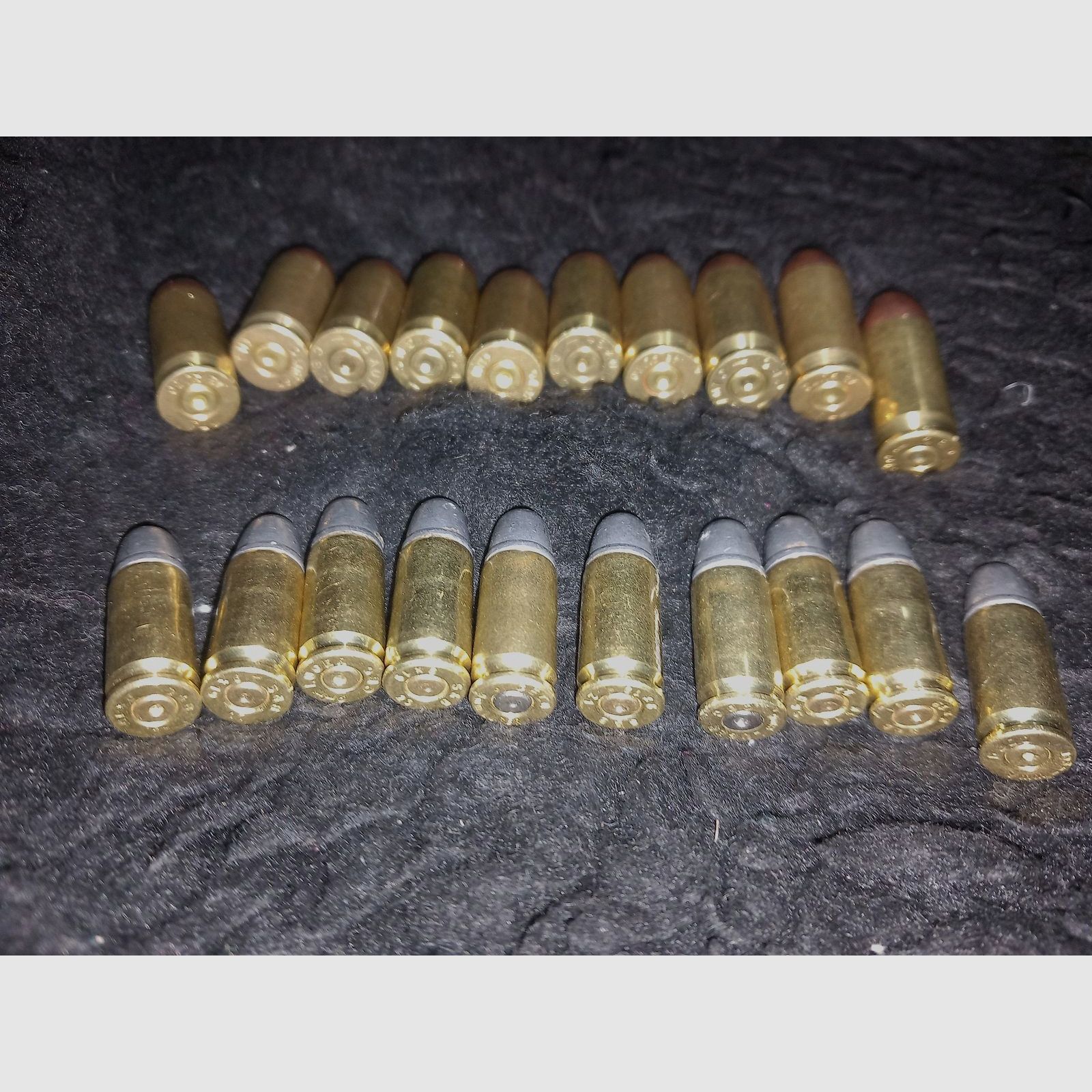 Dum-dum cartridges 9mm Luger and .45 ACP