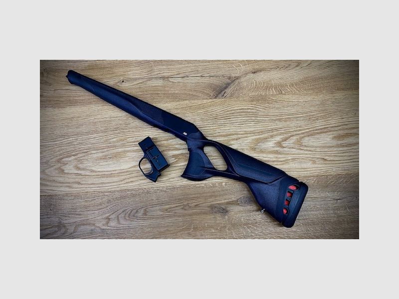 Blaser R8 Ultimate calciatura / Nero-Marrone / Contorno 17mm / Sistema di ammortizzazione del rinculo
