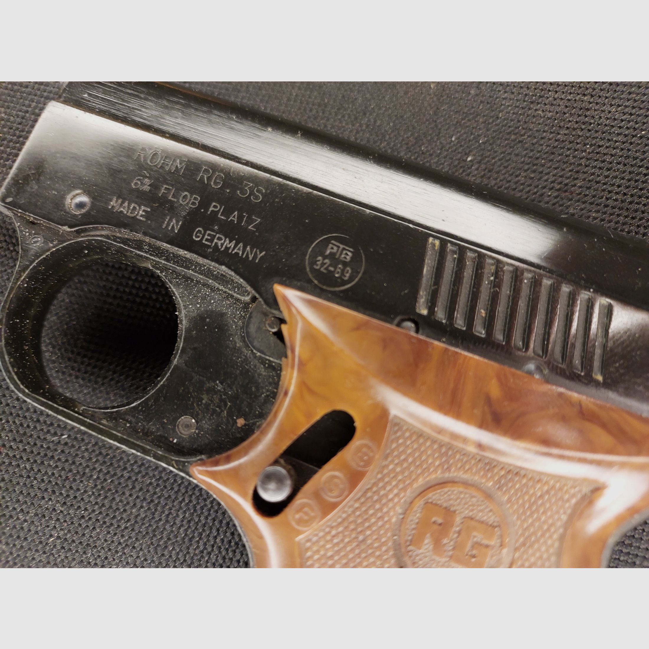 Taschenpistole RG3s - Röhm RG 3 s Schreckschuss Pistole Kal. 6mm Flobert (PTB 33-69)