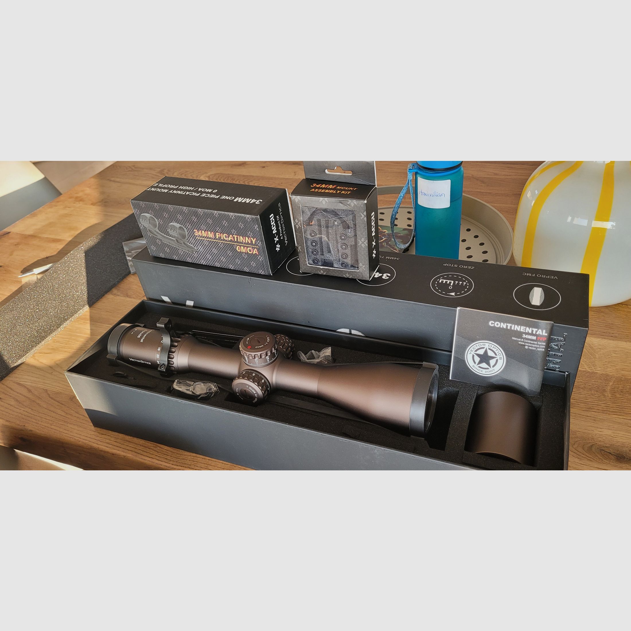 Vector Optics SCFF-39 Continental x6 4-24x56 FFP Mrad / FDE