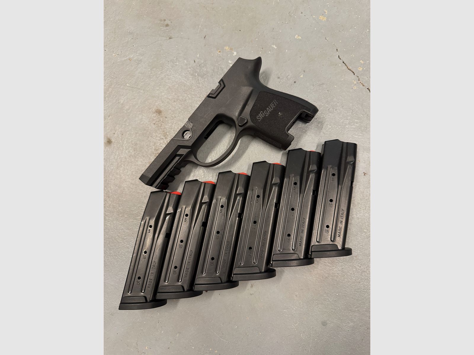 Zubehör SIG P320/ P250: Kompaktmagazin 15 Schuss 9mmLuger/ Griffmodul Subcompact