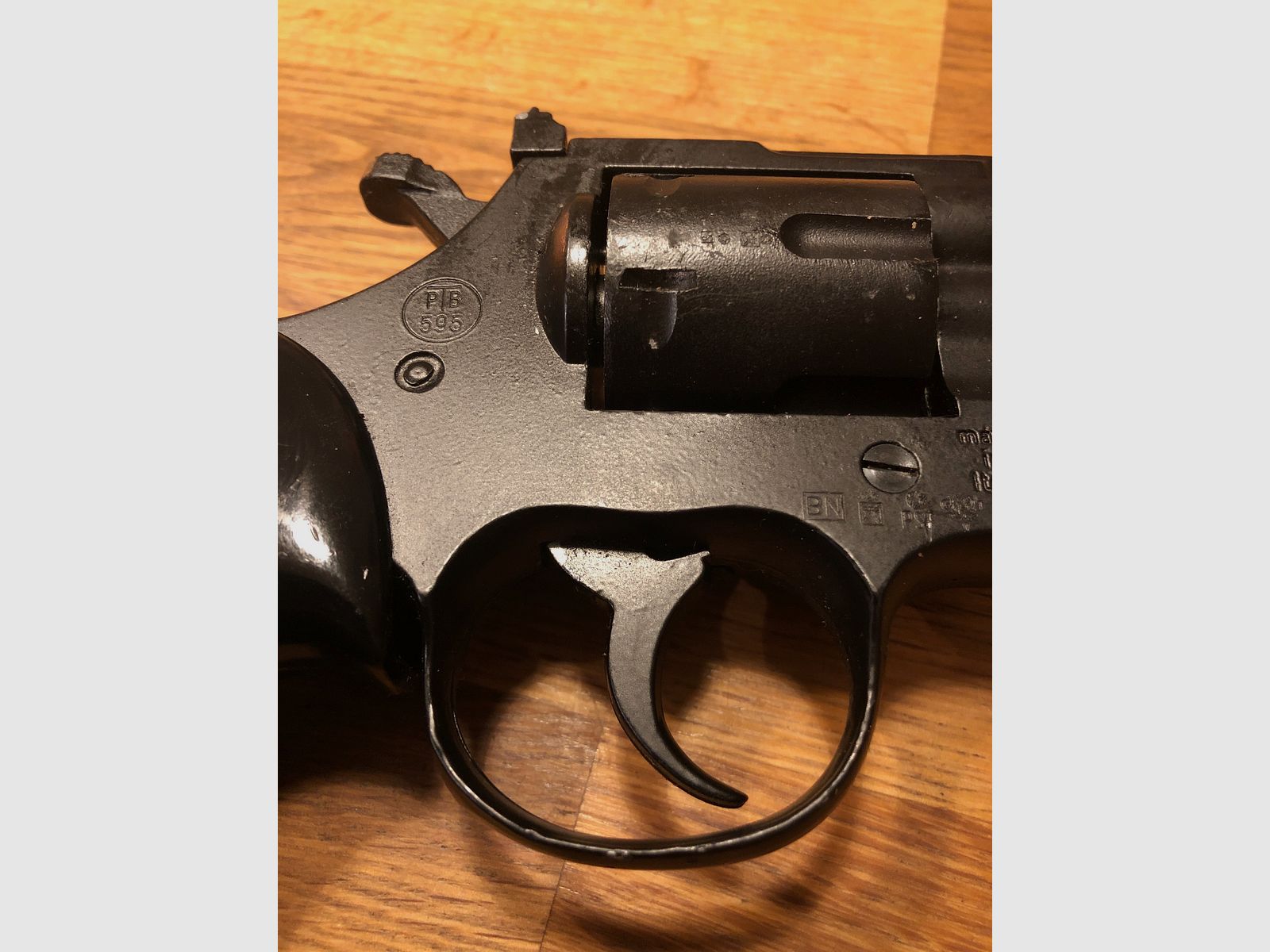 2 pistolas de fogueo Umarex Python en venta