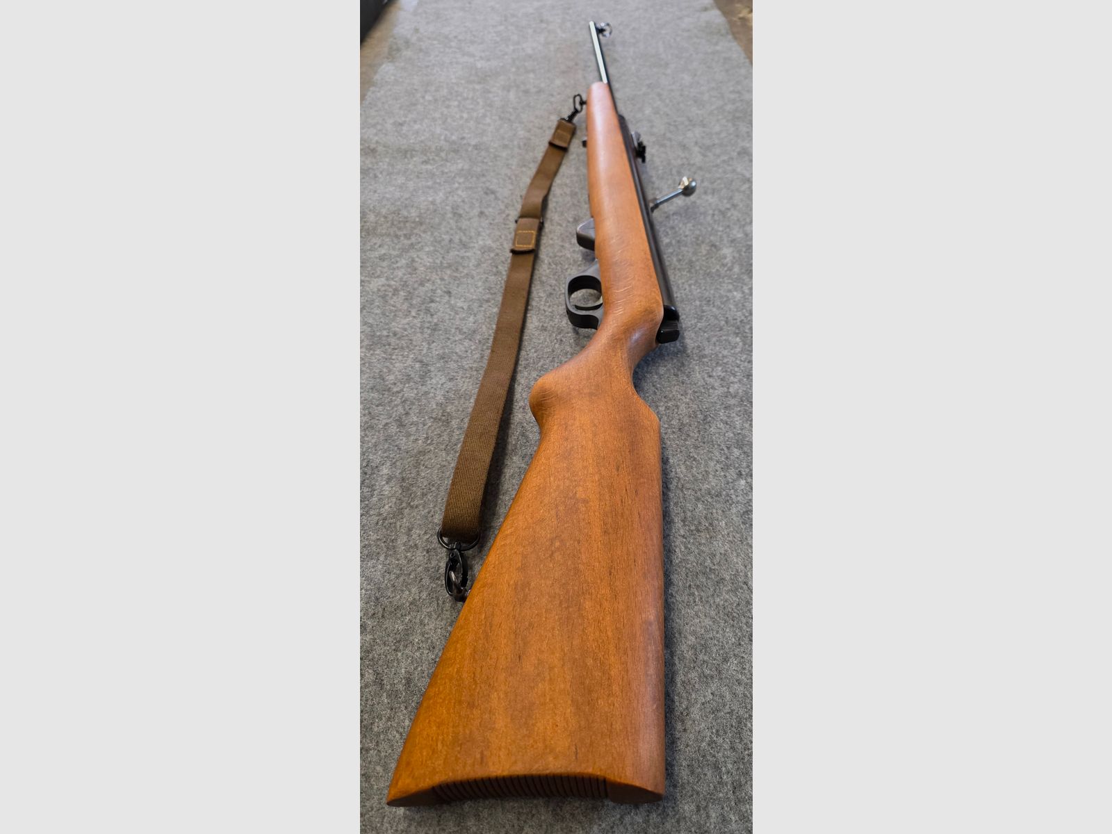 8.) Haenel Mod. 3.102 mit Feinabzug Q1 Qualität Bakelit Sicherung  Durchlader Kirmes Luftgewehr Cal. 4.4mm