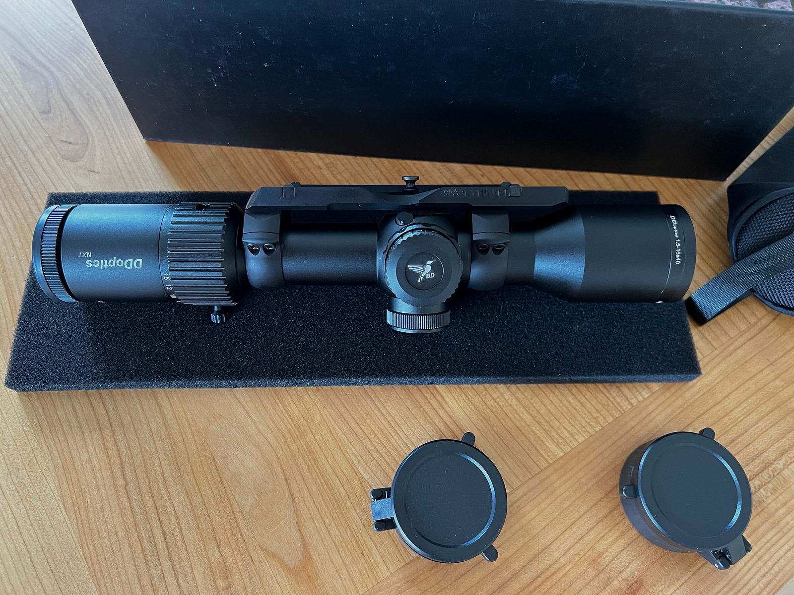 DDoptics NXT  V10   1,5-15X 40  op Dentler