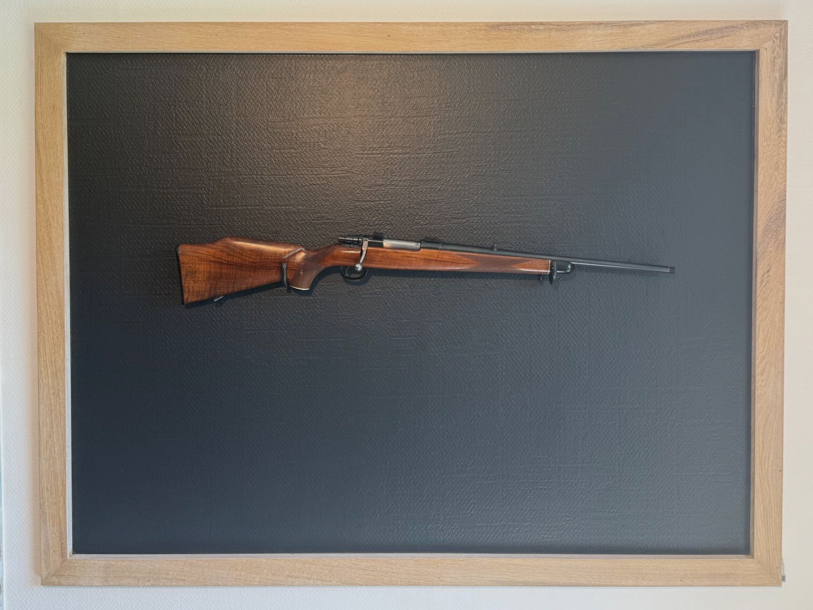 Husqvarna Repetierbüchse Kal. 30-06 - weicher Schlossgang! Schöne Waffe