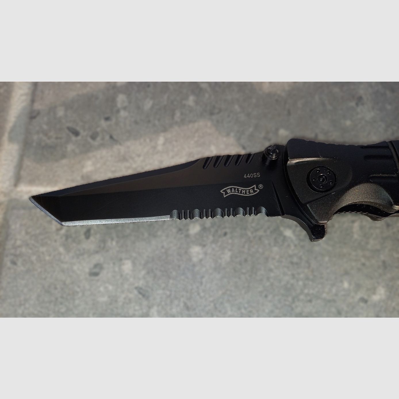 Walther Black Tanto Knife folding knife rescue pocket knife glass breaker case EDC