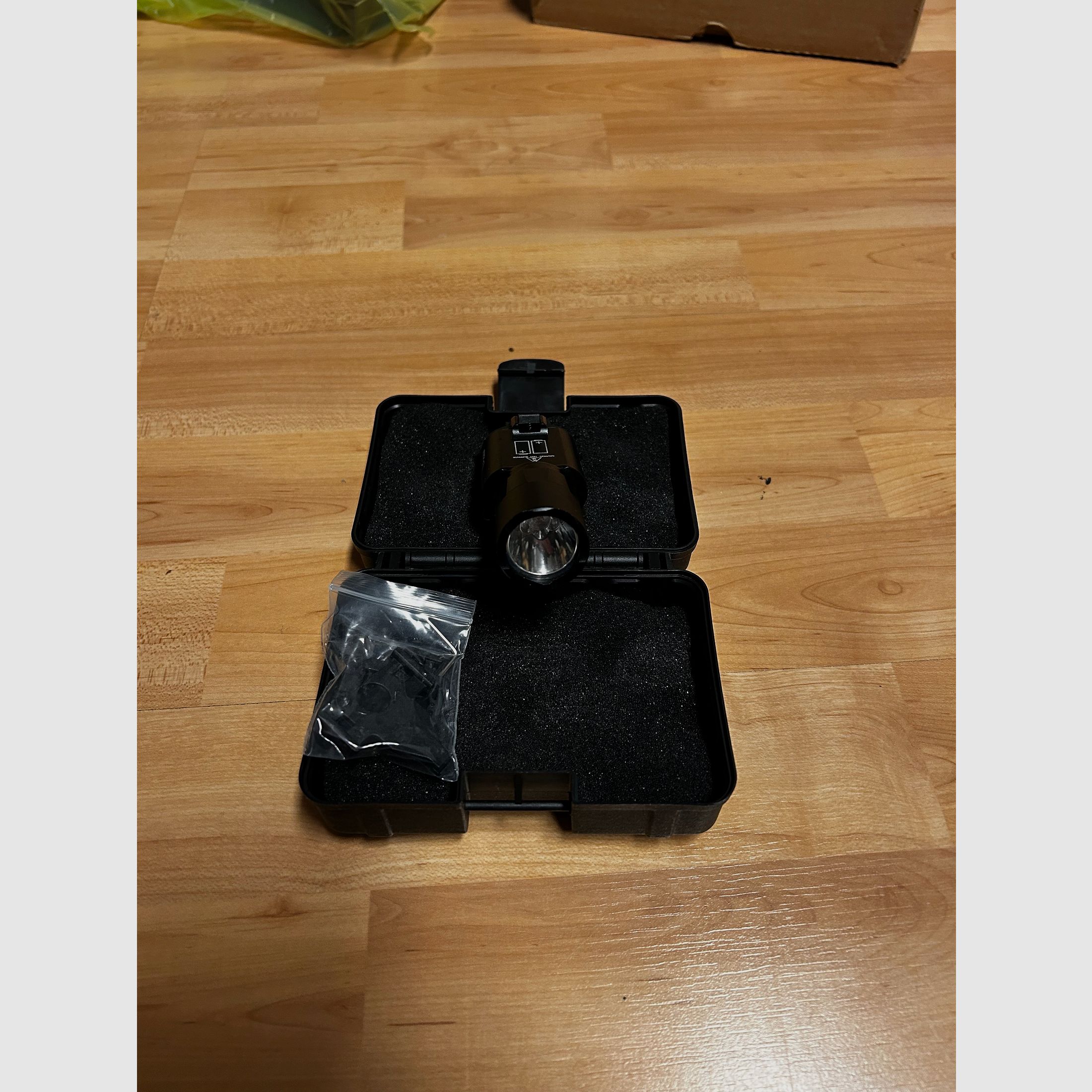 Pistol flashlights dummy