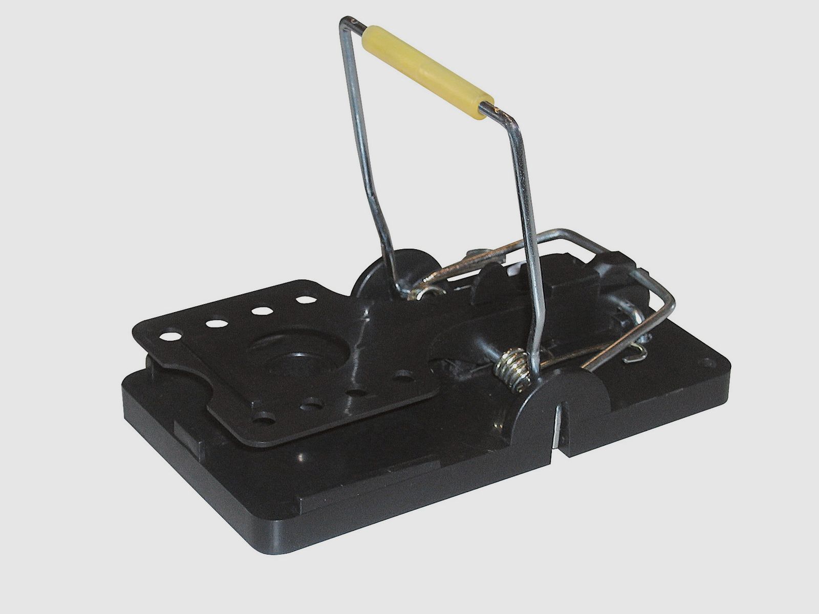 Rat trap made of plastic and steel