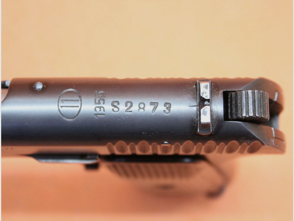 Radom Ha.Pistole .22lr Radom Tokarev TT-33 Sportowy Fabrikzeichen 11 im Oval mit Ladepatronen