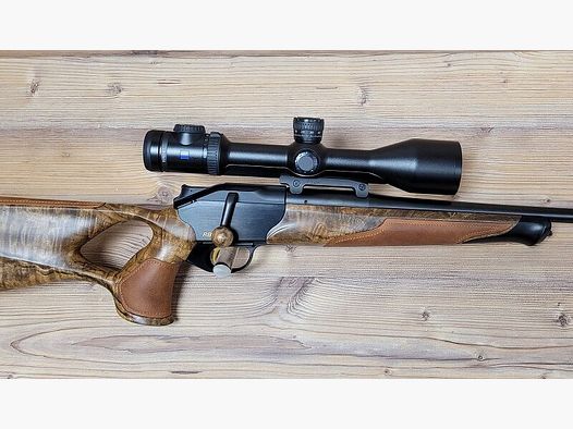 Blaser R8 Success Vintage z Zeiss V8 2,8-20x56M ASV H