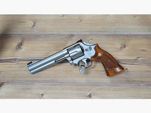 Smith & Wesson 686 Target Champion 6" - acciaio inossidabile opaco // S&W 686-3