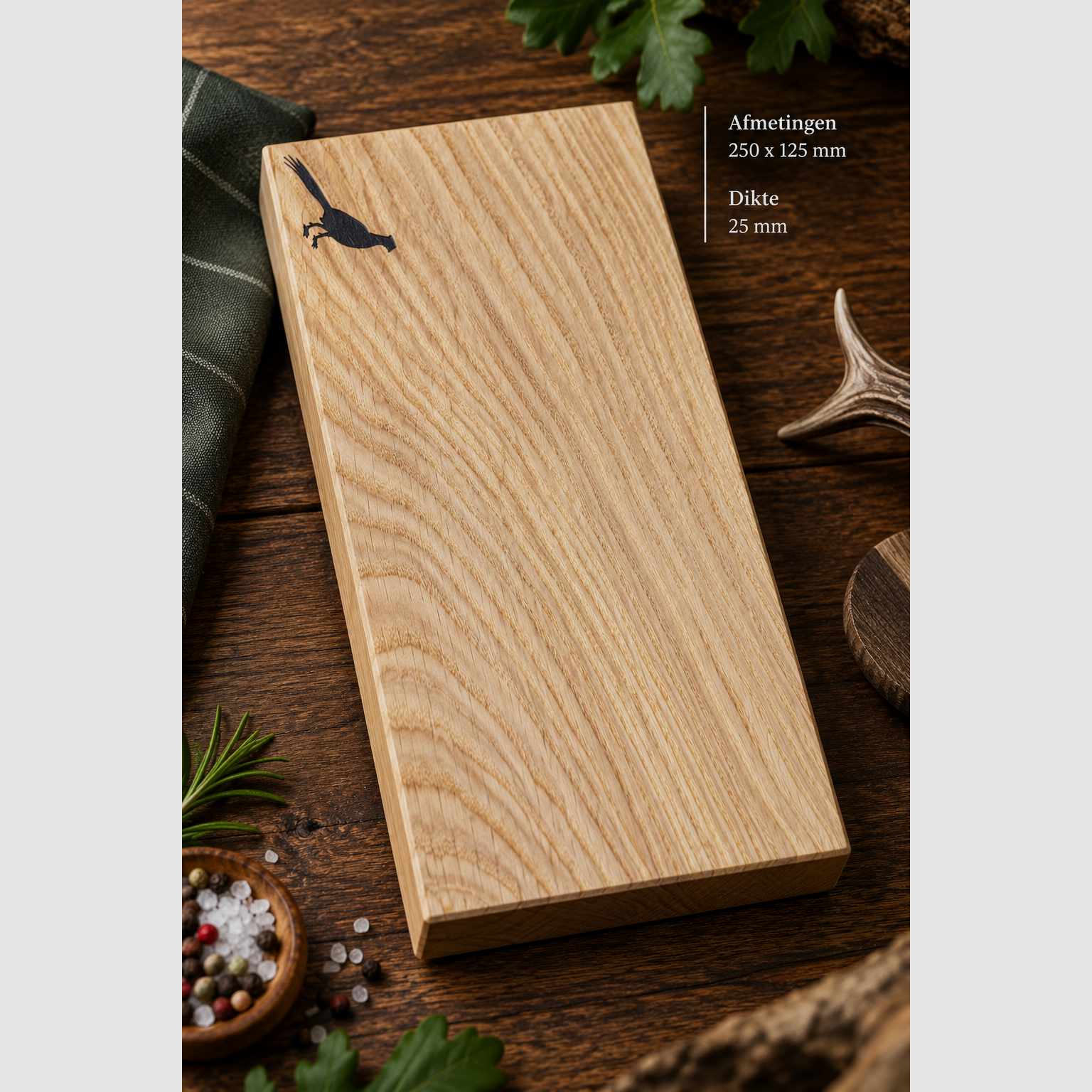 Atelier Julien x Jagter Holz-Servierbrett mit Jagdmotiv