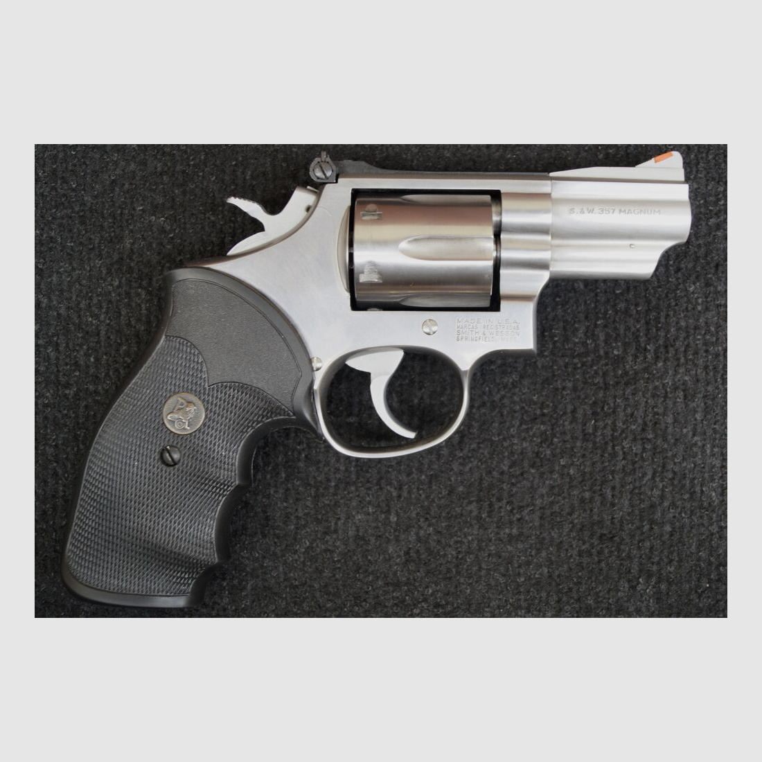 Smith & Wesson	 66-3