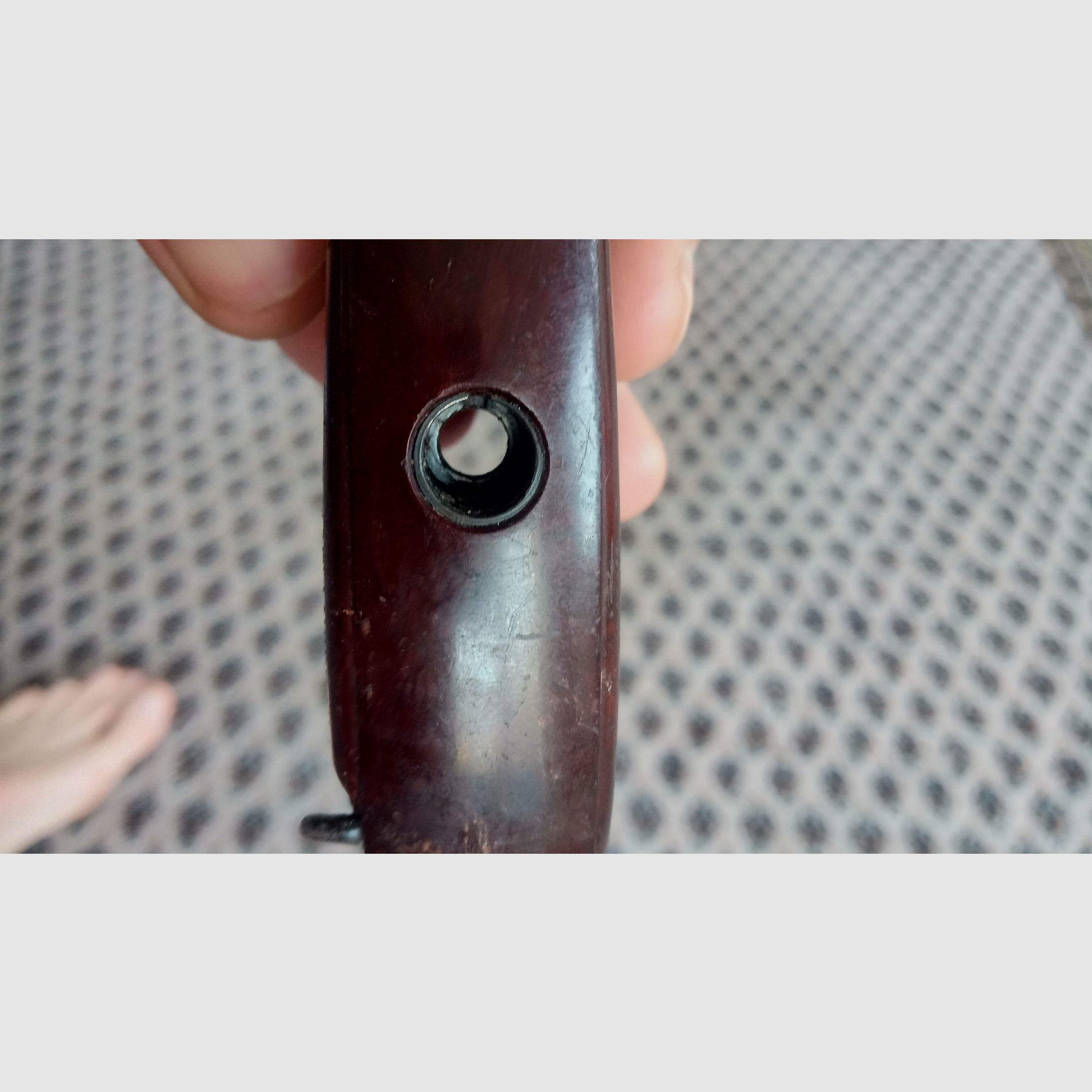 Griffschale für 9x18 Makarov PM feinstes sowjetisches Bakelit