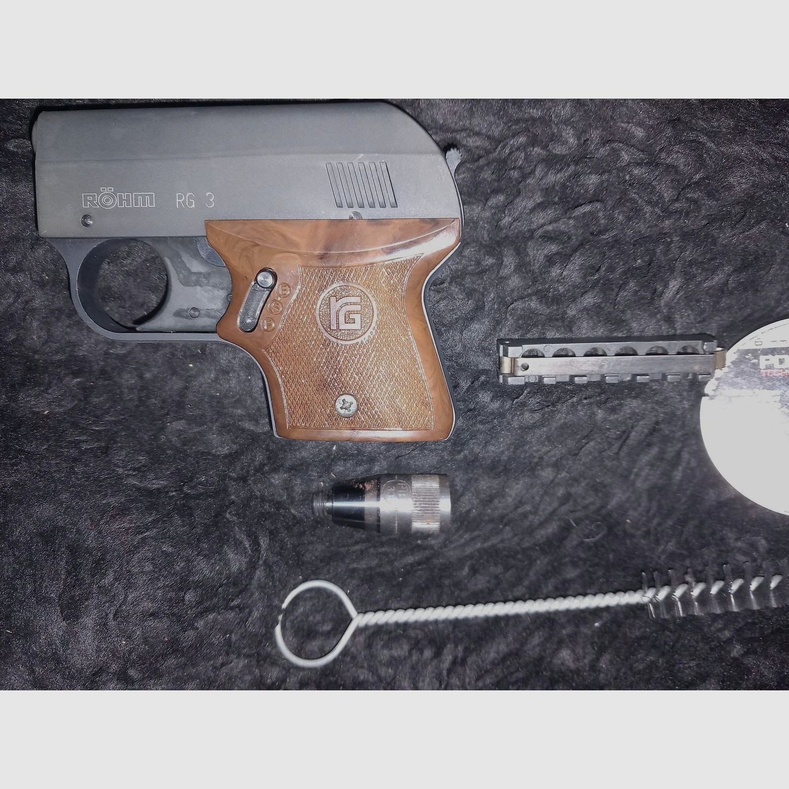 Pistolet d'alarme Röhm rg3 neuf