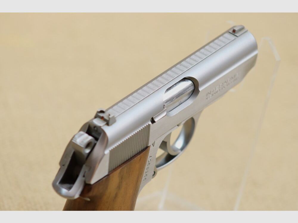 Interarms PPK 9mmBrowningK
