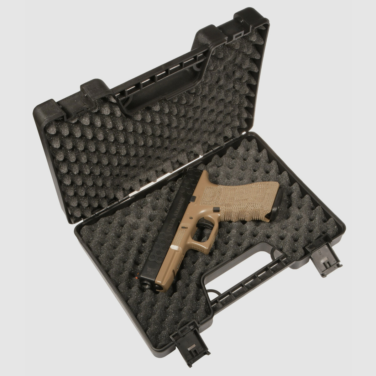 P03 GBB Airsoft Pistole in TAN | Delta Armory