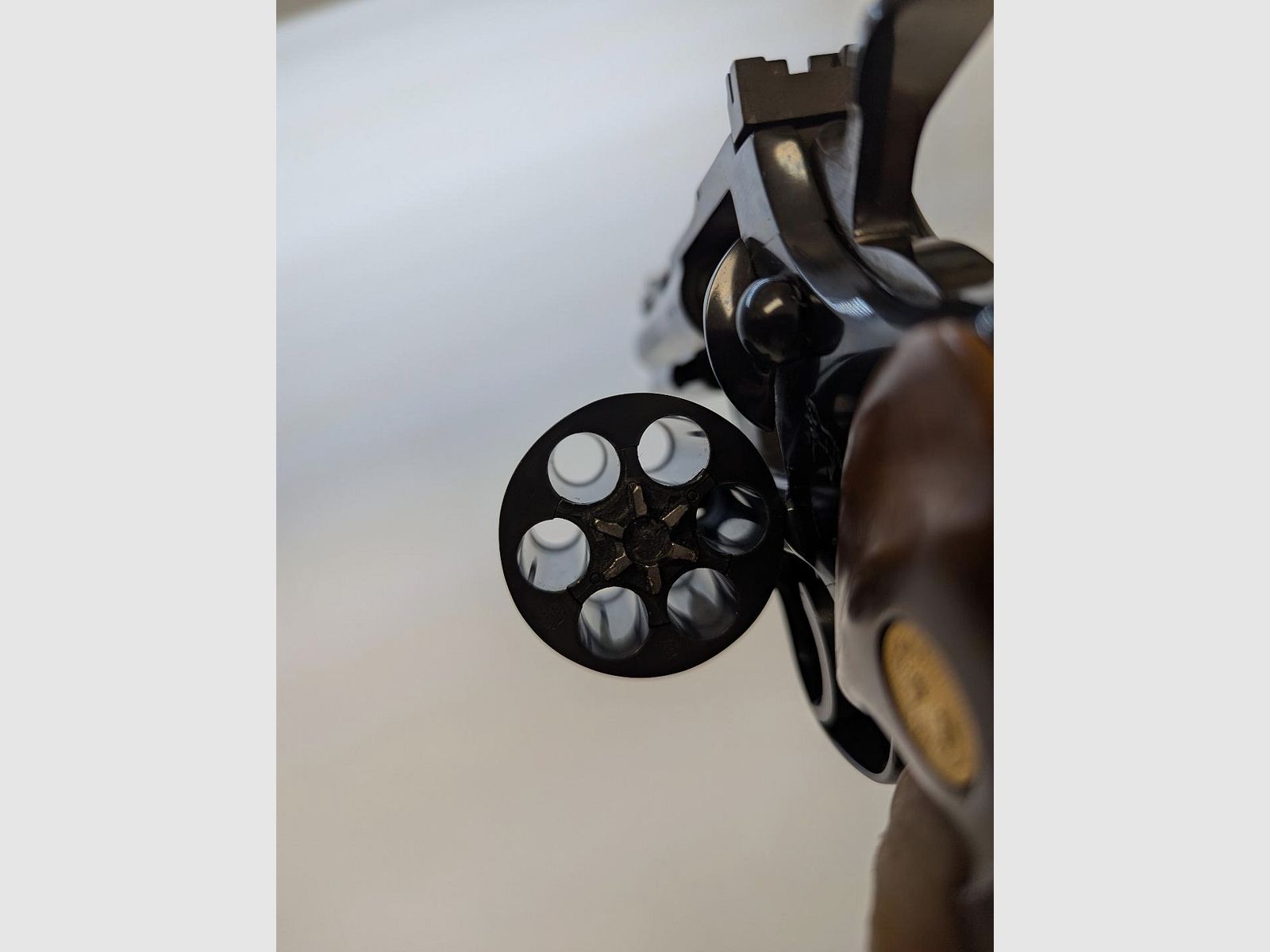 Colt Python 4" revolver in caliber 357 Mag.