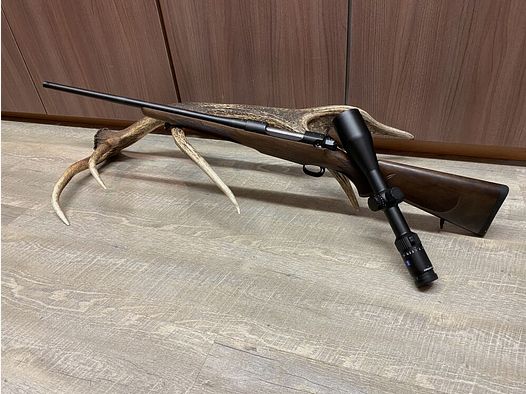 Mauser M12 Pure, con Zeiss Conquest V4 3-12x56
