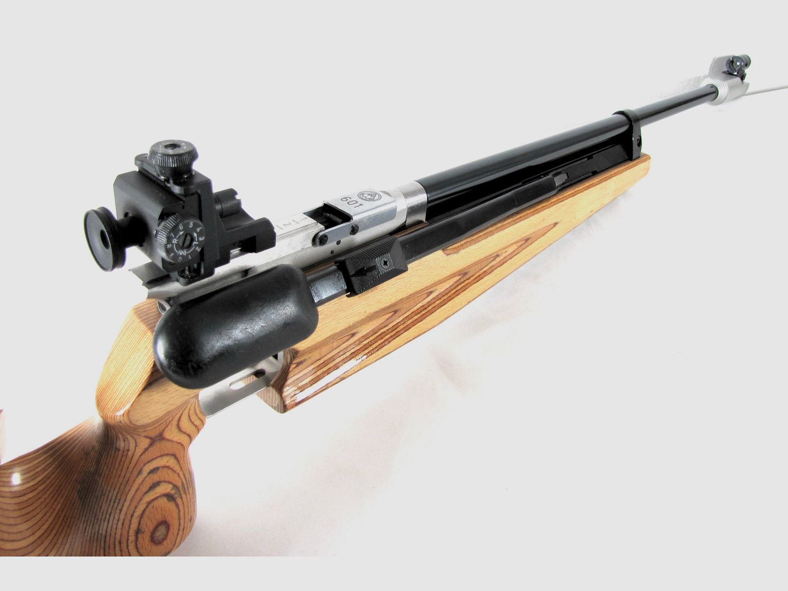 Feinwerkbau 601 air rifle