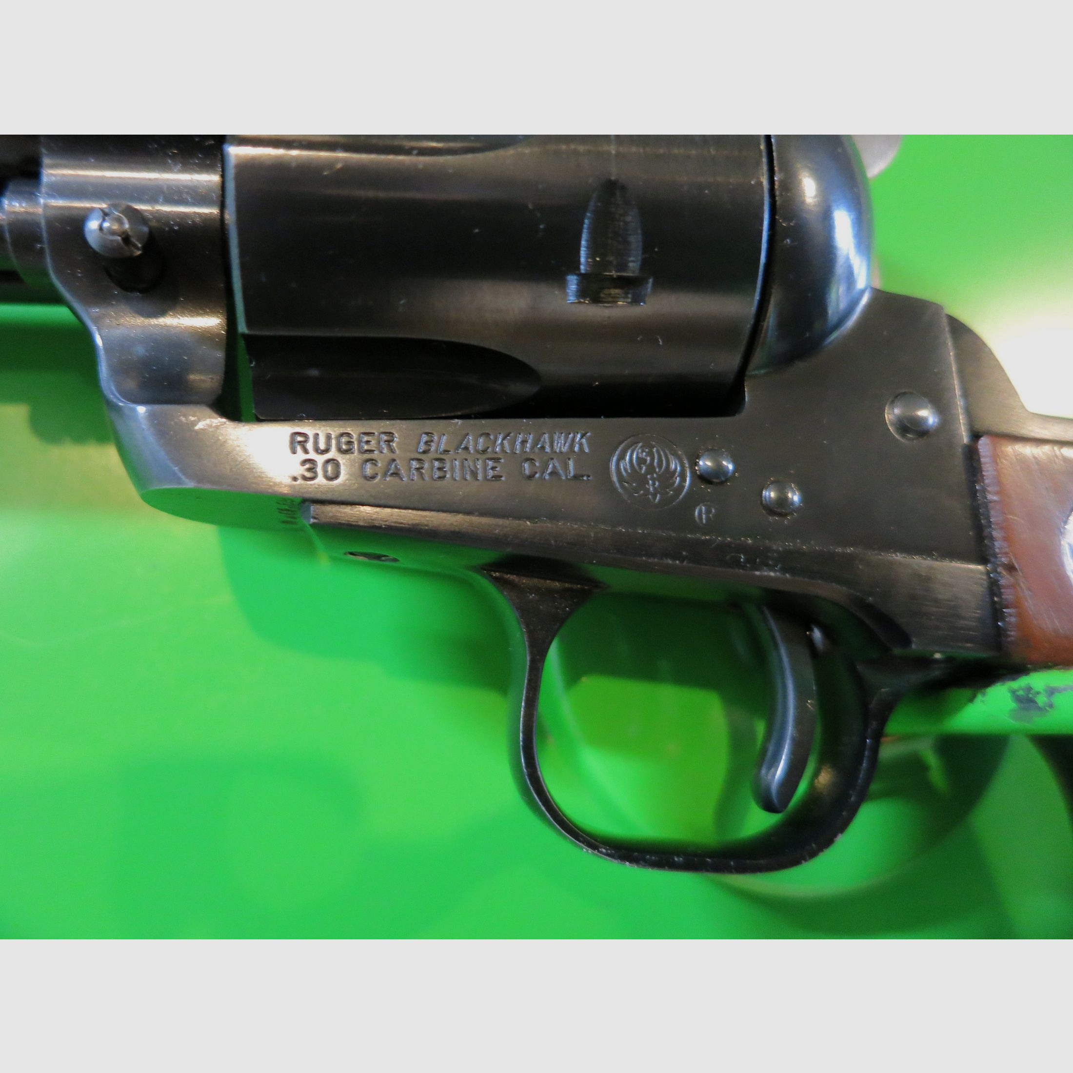 Revólver occidental, Sturm Ruger & Co., modelo Blackhawk, cañón de 7,5", .30 Carbine, riel Weaver #52-