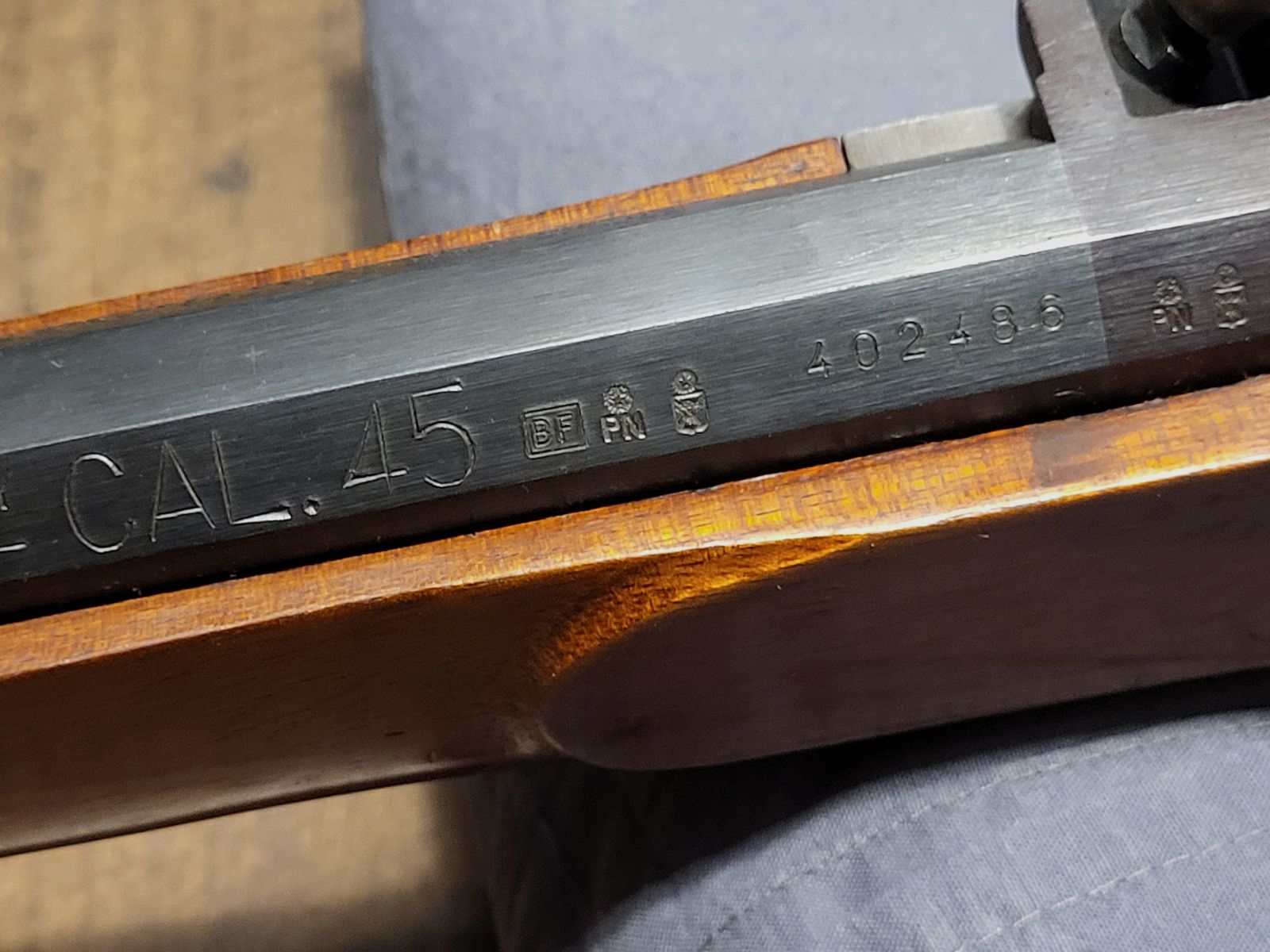 Investarm cal. 45 Perkussionsgewehr Hawken