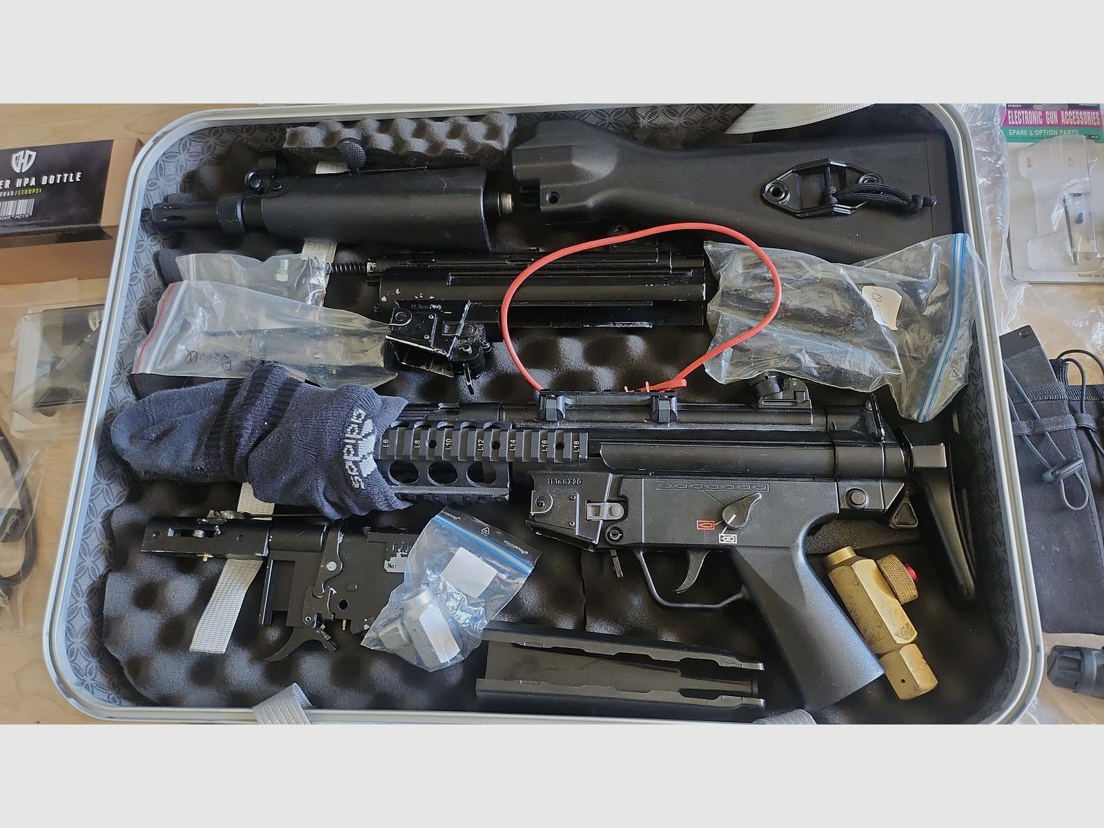 MP5 (APS 12S) – Bastlerpaket mit umfangreichem Zubehör – defekt