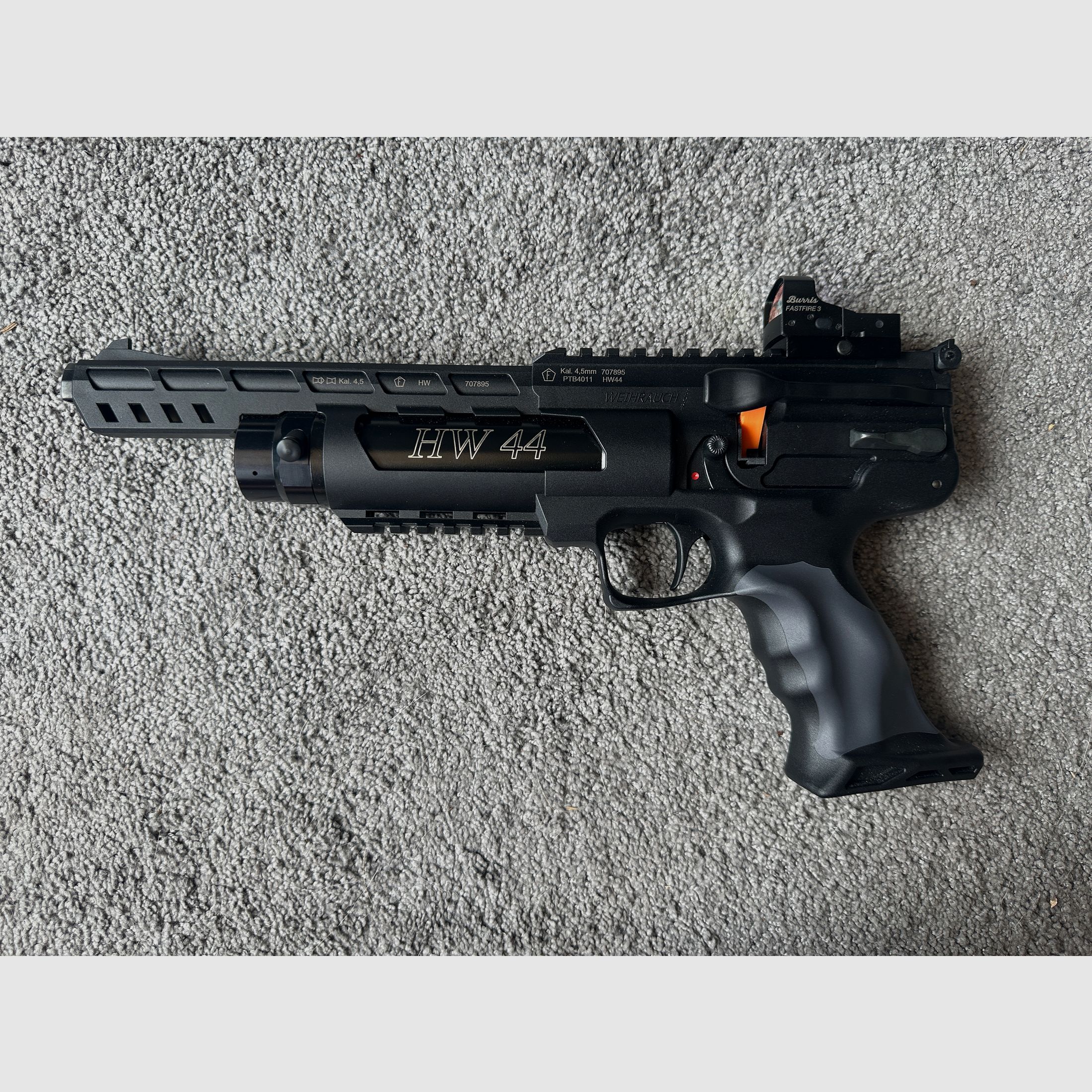 Weihrauch HW 44 incl Zubehör. Neuwertig wegen umstieg auf Match
