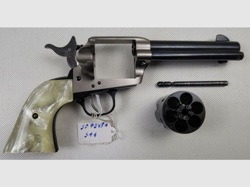 Colt Single Action Army SAA 3rd Generation