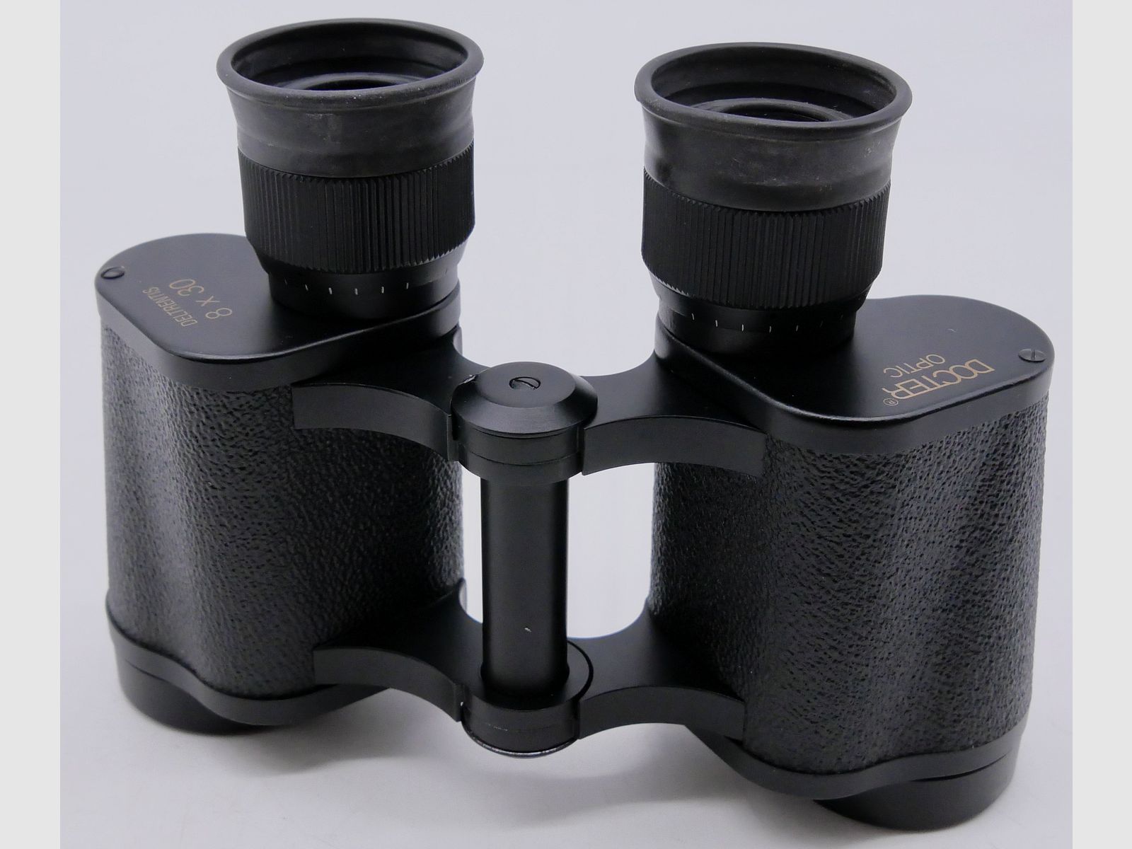 Fernglas Docter Optic DELTRENTIS 8x30 super Zustand Siehe Bilder H333