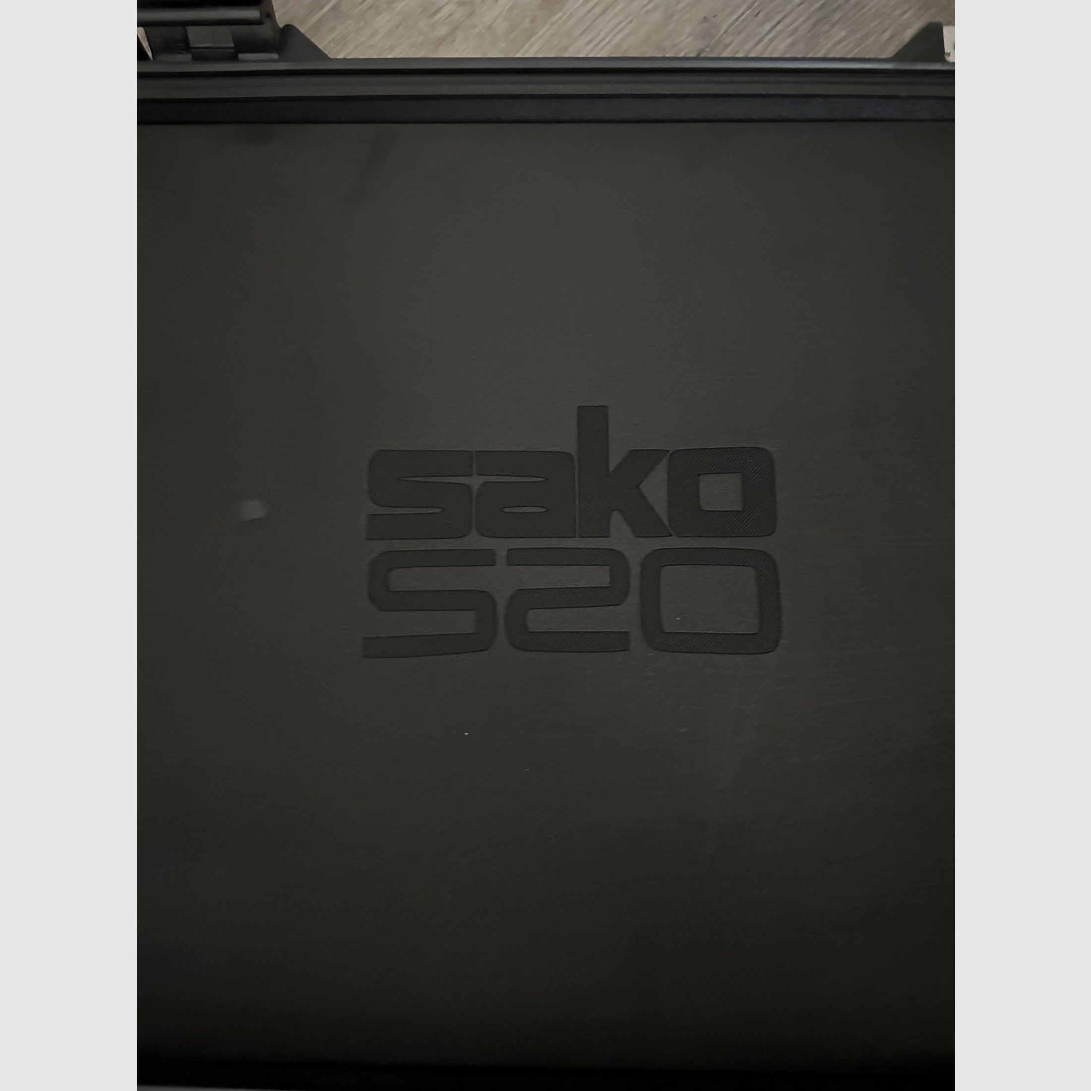 Kombi-aanbieding-knaller! Sako S20 + Swarovski Z8i | Hunter 6,5 Creedmoor Cerakote True Timber Strata LL 51cm Camo incl. Zfr. Swaro Z8i 2-16x50 P L, 4A-I *NIEUW*
