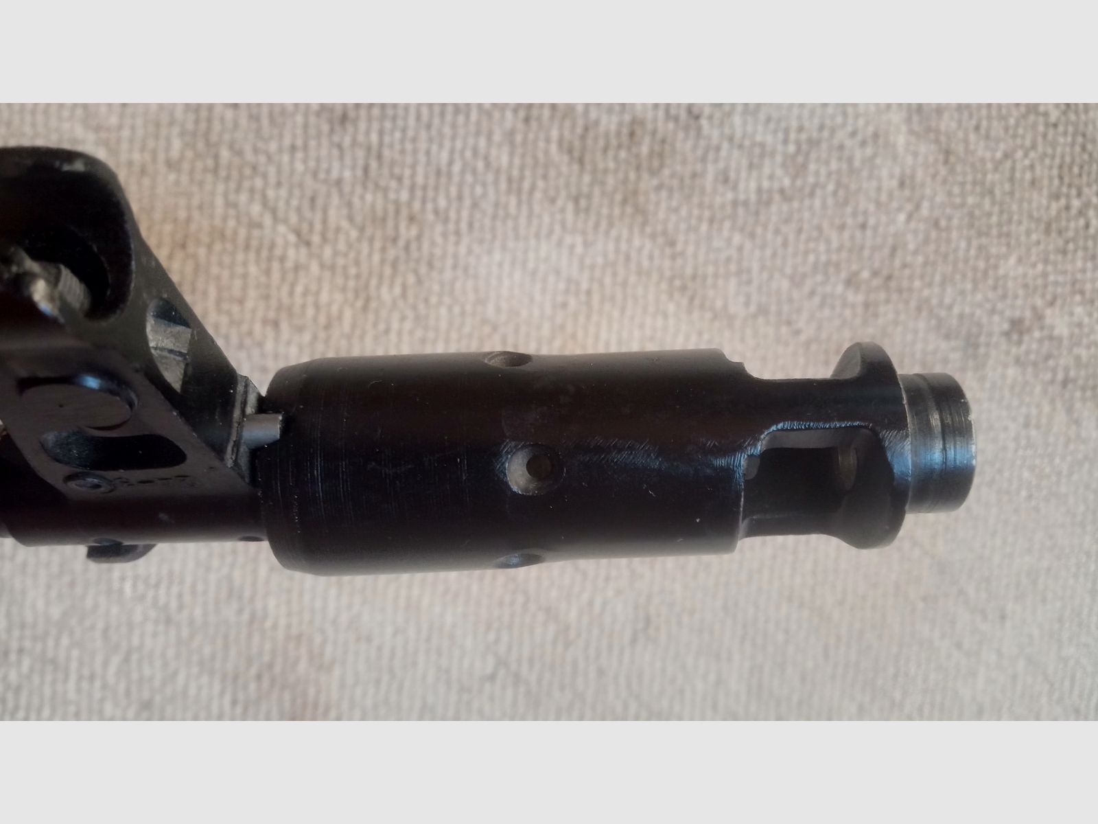 AK-100 24x1,5 Gewinde Flash Hider von Izhmash mit Produktionsnummer (Kompensator / Mündungsbremse / Mündungsfeuerdämpfer)