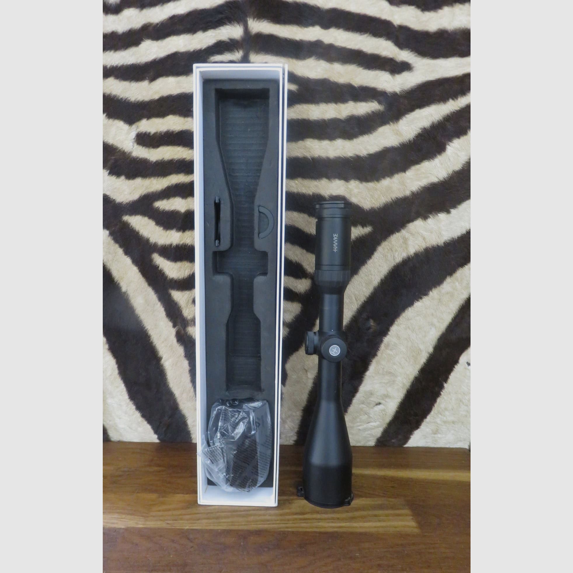 Zielfernrohr HAWKE Endurance 30 3-12×56 ret LR Dot IR, Bild 1 von 10