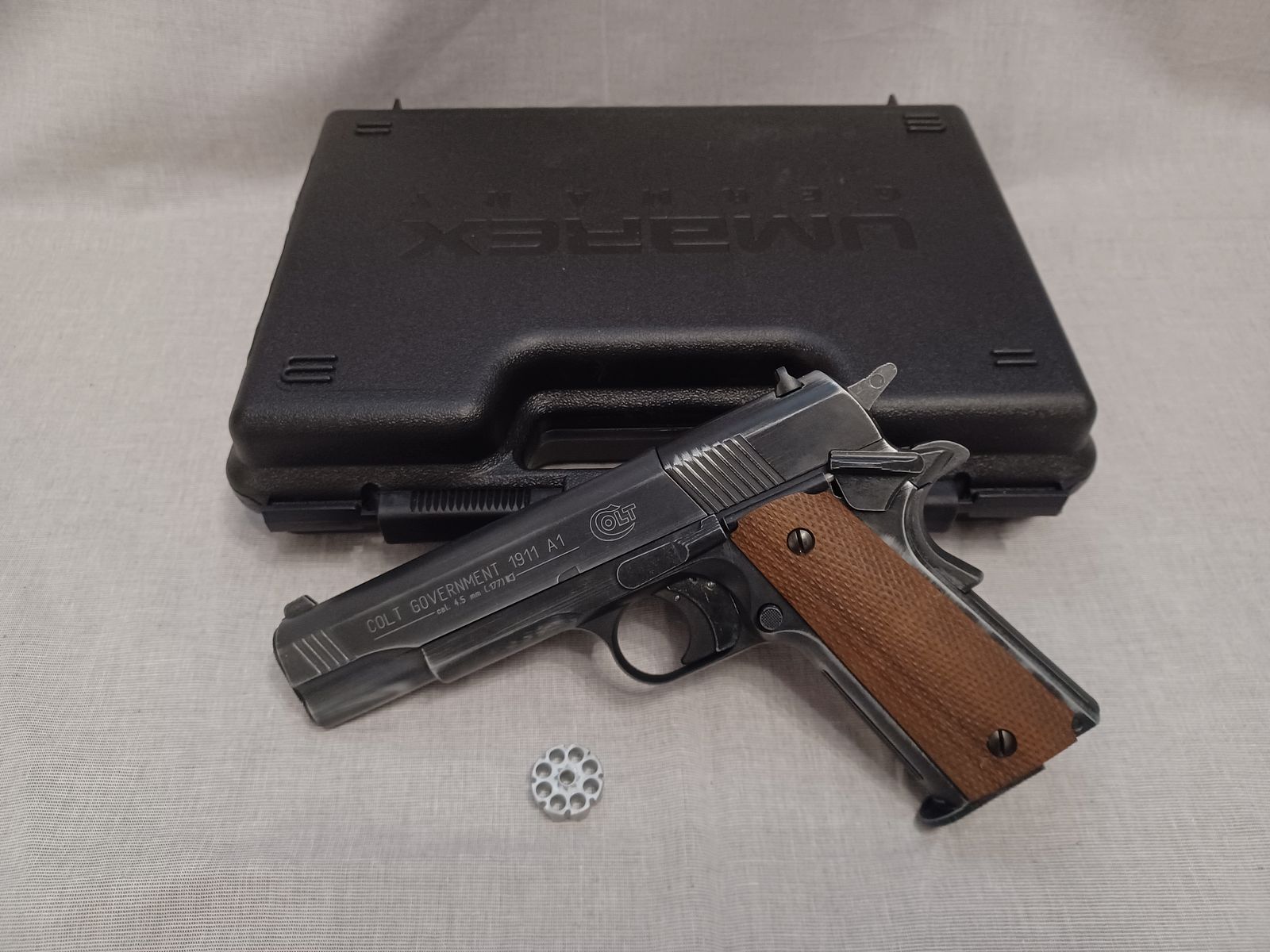 Colt Government used / Holzgriffschalen / 4,5 mm Diabolo / CO2 / Pistole / OVP (3)