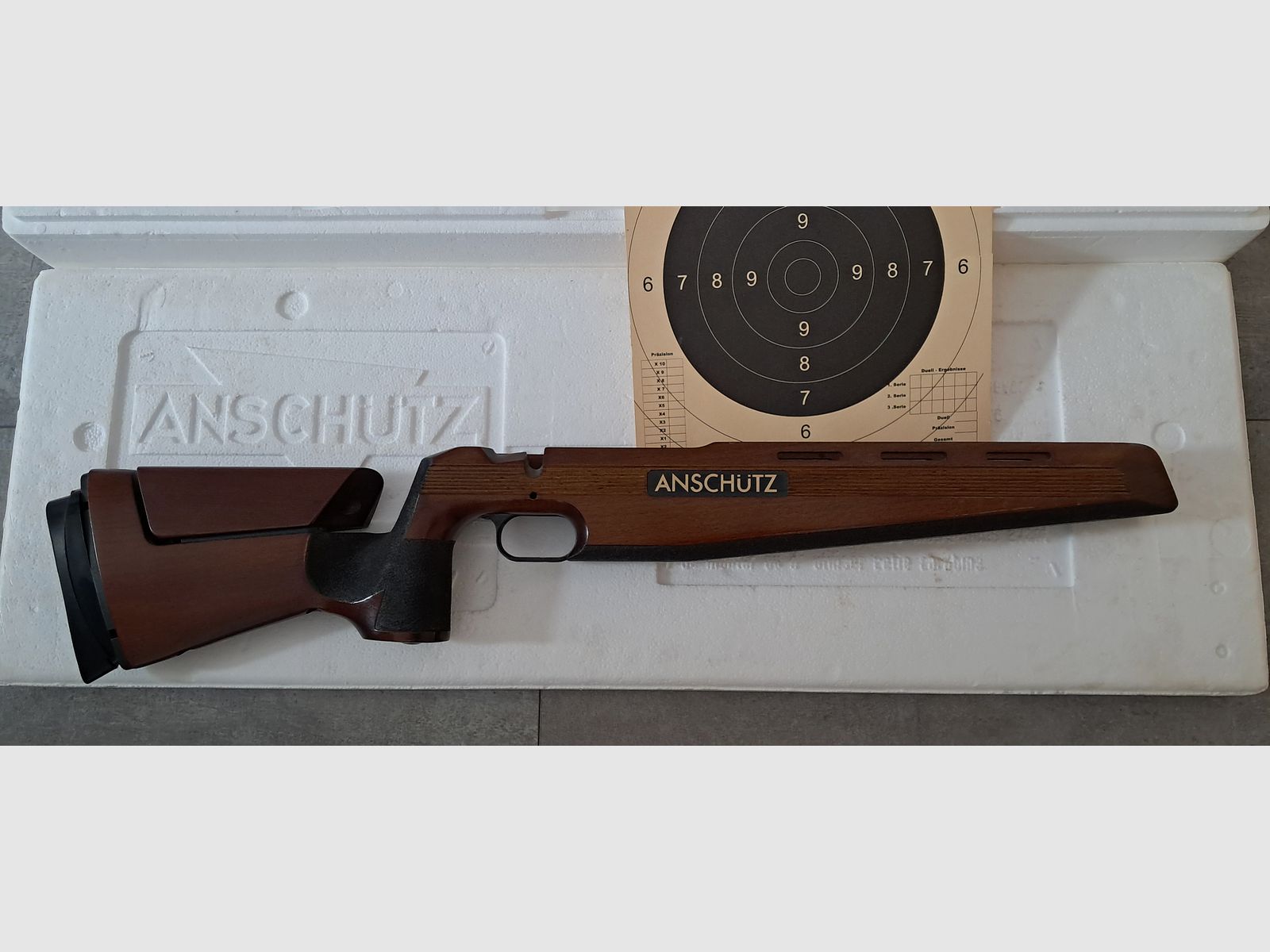 Anschütz stock KK, very good condition with adjustable cheek piece
