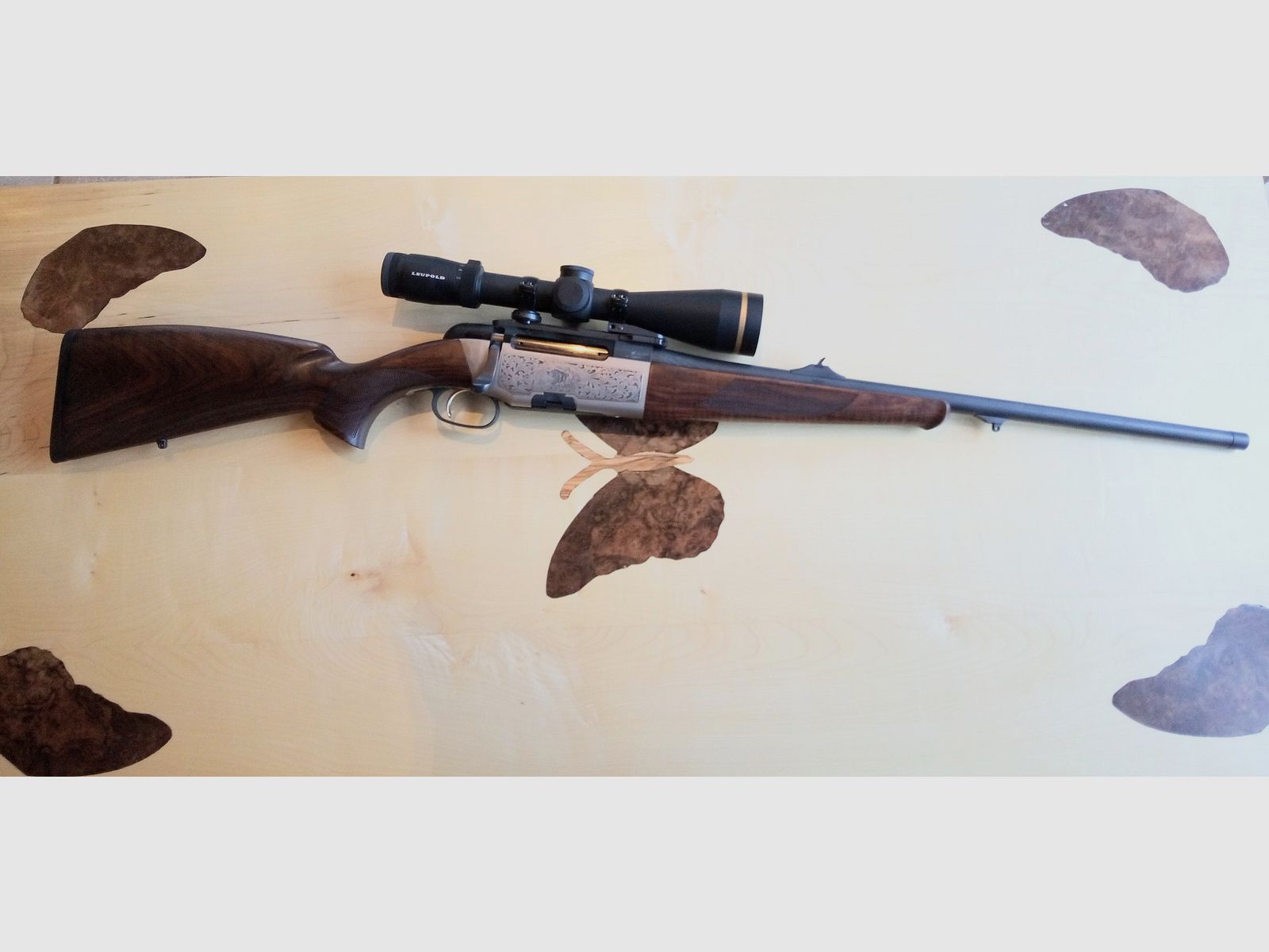 Steyr Mannlicher Luxus .270 WSM mit Leupold VX-6 3-18x50/Leuchtabs. Duplex.Mündungsgewinde