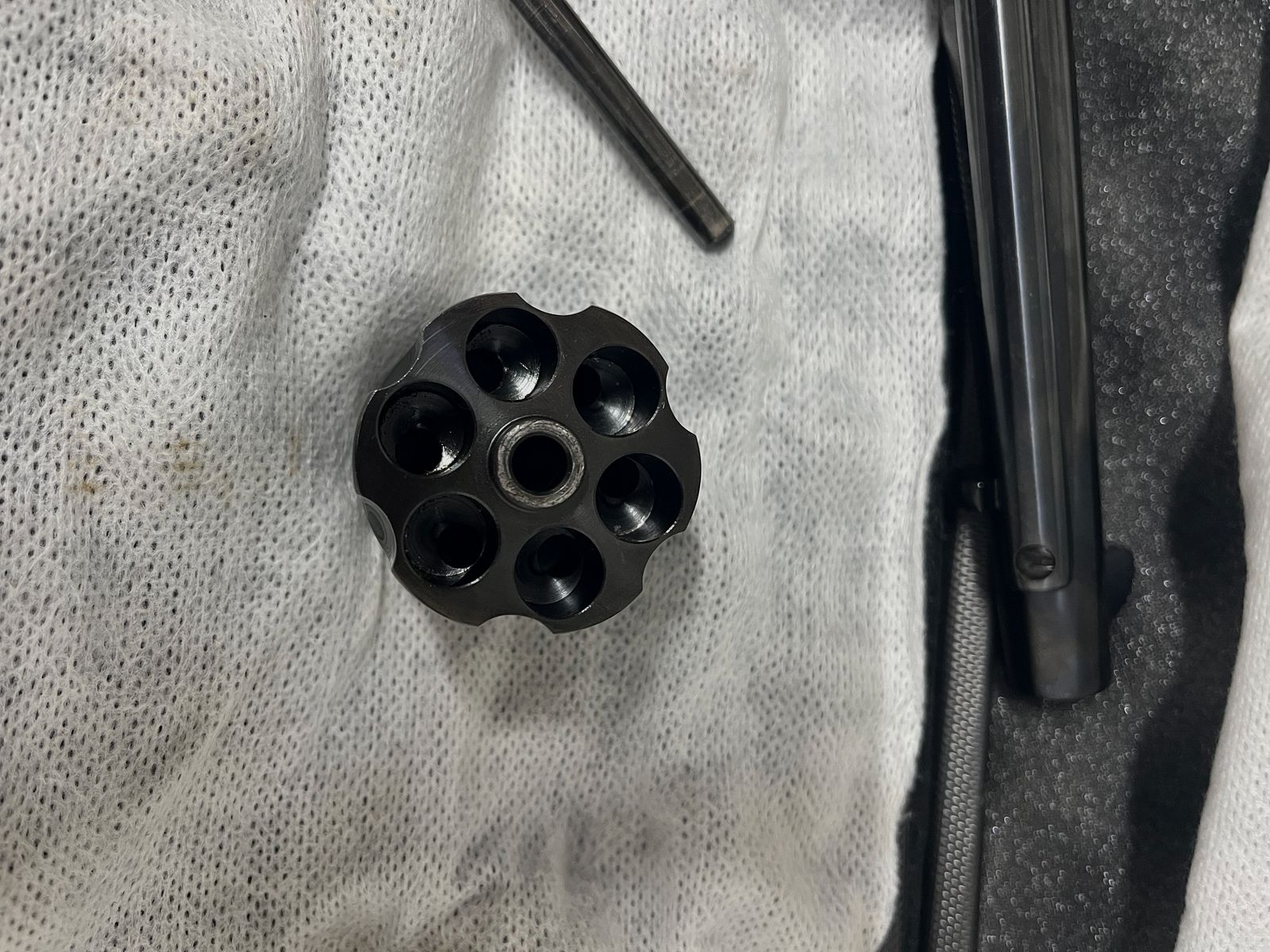 Revólver de detonación de 9 mm