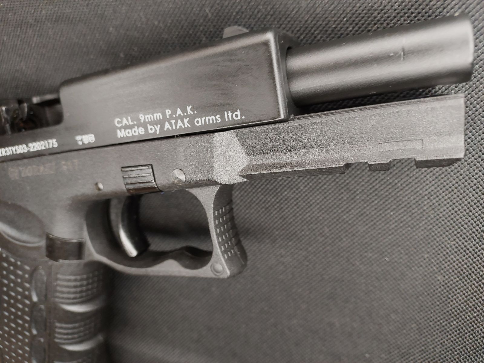 Zoraki 917 pistolet d'alarme 9mm P.A.K. (PTB 1073) comme neuf !